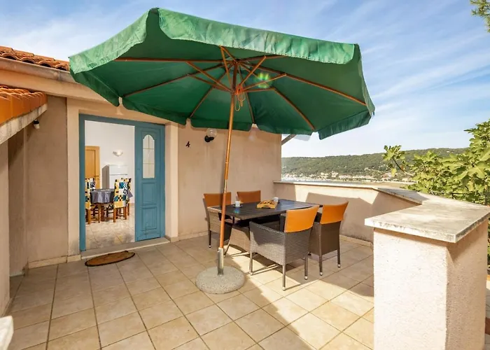In With Sea View, Balcony, Air Conditioning, Wifi 3321-4