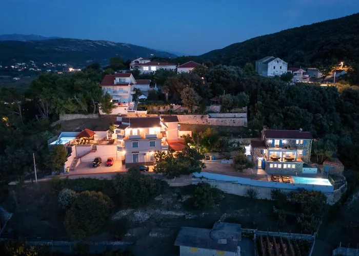 In With Sea View, Balcony, Air Conditioning, Wifi 3321-4 Supetarska Draga