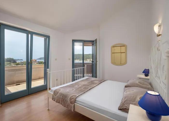 In With Sea View, Balcony, Air Conditioning, Wifi 3321-4 Apartman Supetarska Draga