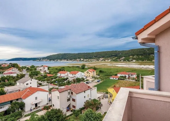 In With Sea View, Balcony, Air Conditioning, Wifi 3321-4 Apartman
