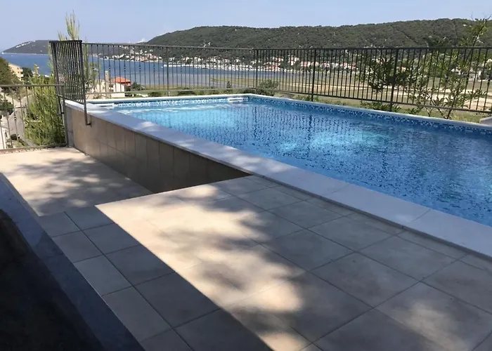 In With Sea View, Balcony, Air Conditioning, Wifi 3321-4 Apartman Supetarska Draga