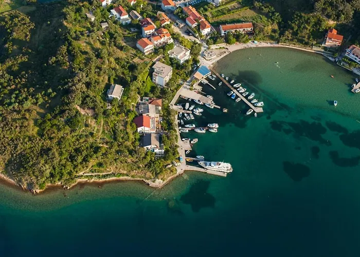 In With Sea View, Balcony, Air Conditioning, Wifi 3321-4 * Supetarska Draga