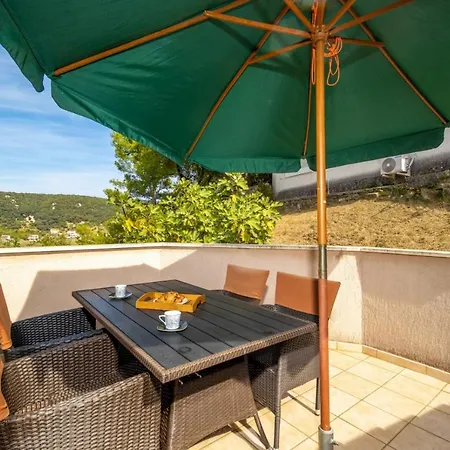 In With Sea View, Balcony, Air Conditioning, Wifi 3321-4 * Supetarska Draga