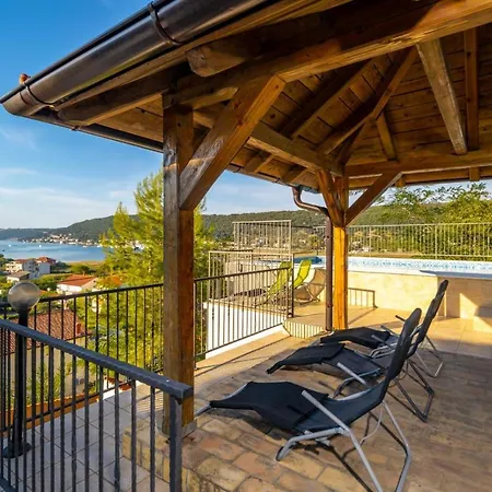 In With Sea View, Balcony, Air Conditioning, Wifi 3321-4 * Supetarska Draga