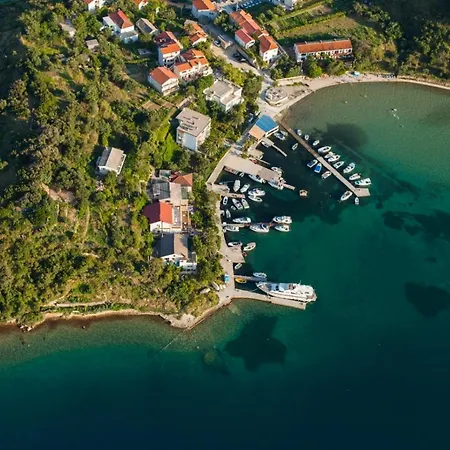 In With Sea View, Balcony, Air Conditioning, Wifi 3321-4 * Supetarska Draga